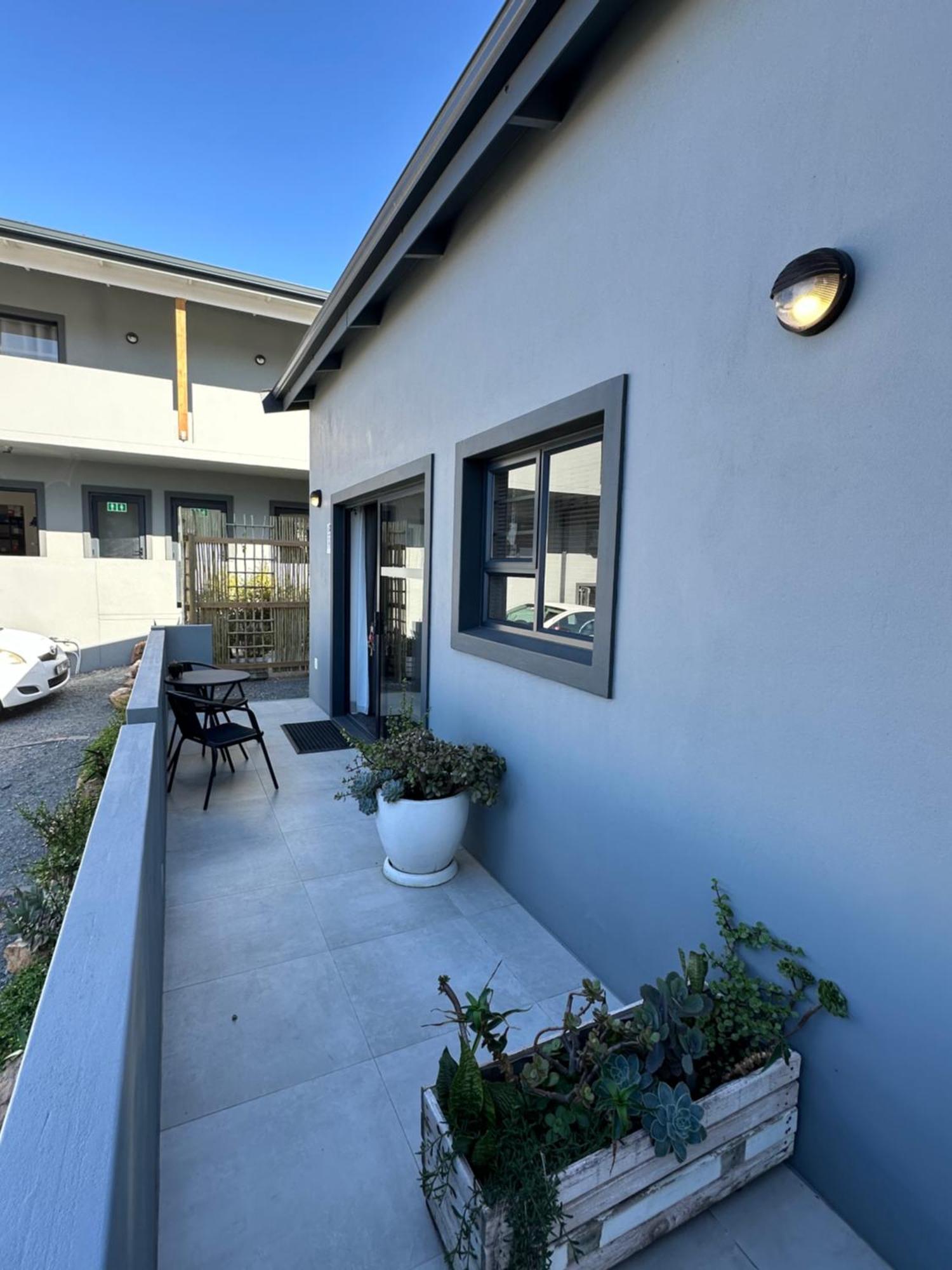 Modern Apartments Downtown Plettenberg Bay Exterior photo
