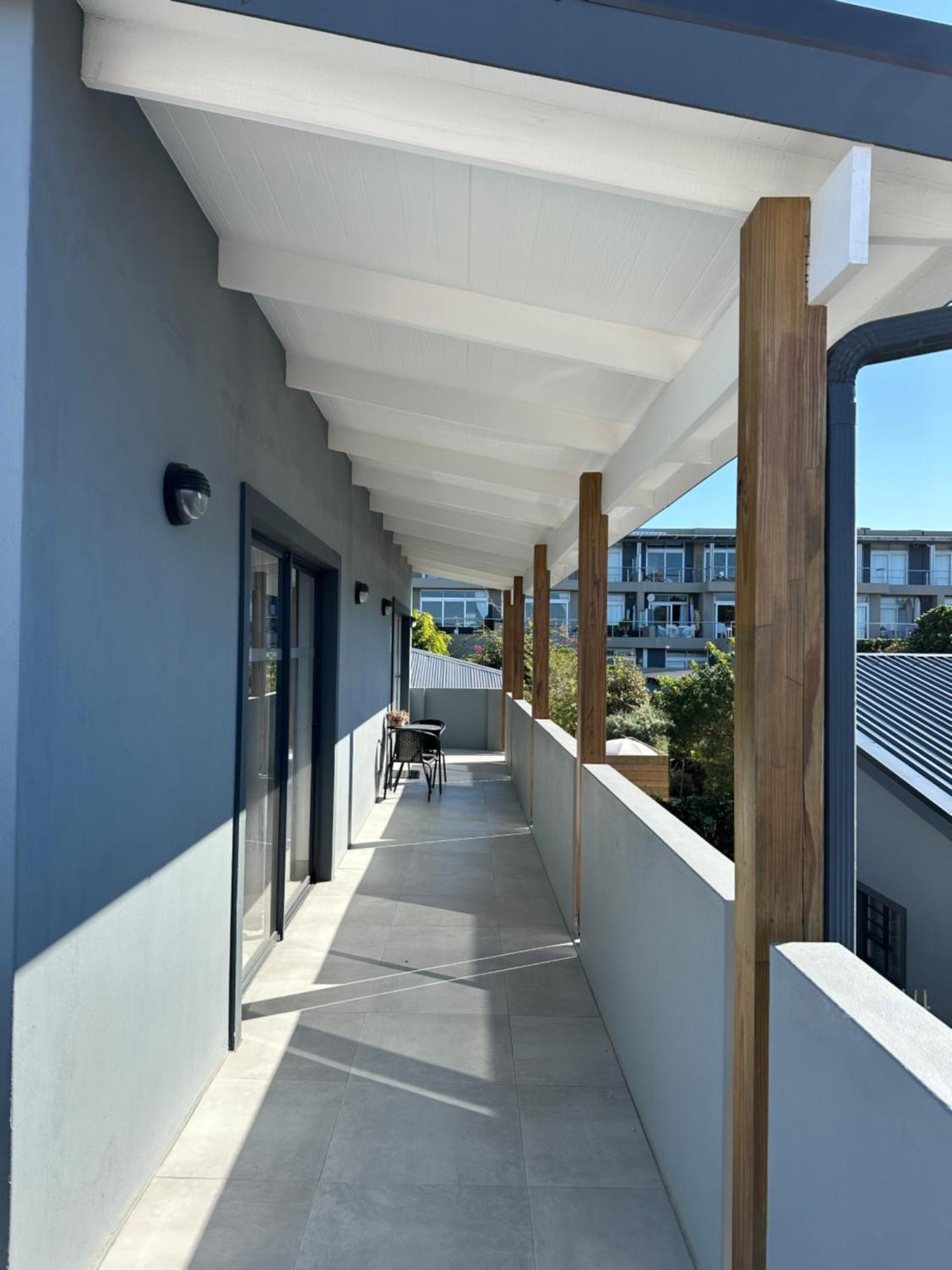 Modern Apartments Downtown Plettenberg Bay Exterior photo